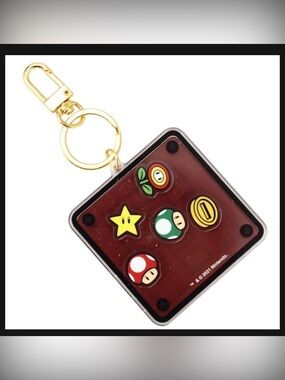 Nintendo Super Mario Bros Mystery Block Acrylic Shaker Keychain BNWT